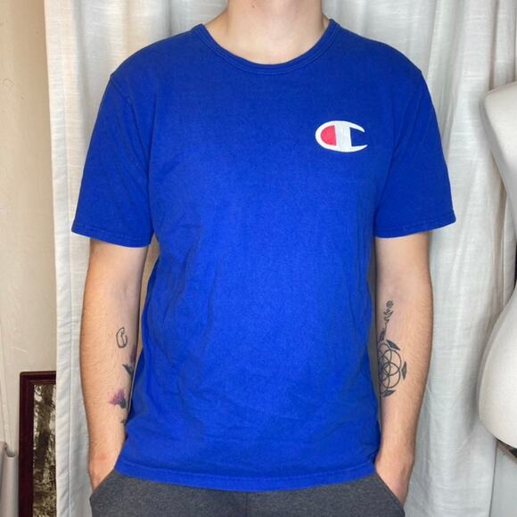 Vintage Men's Blue Reverse Weave Champion Shirt (L) - Picture 2 of 4